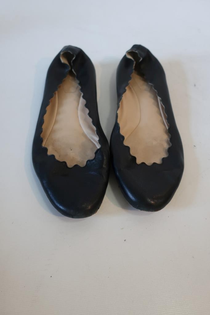 CHANEL バレリーナ　35 1/2 Chanel Women's Size 11 Cap Toe Ballerina Logo Flats - Beige