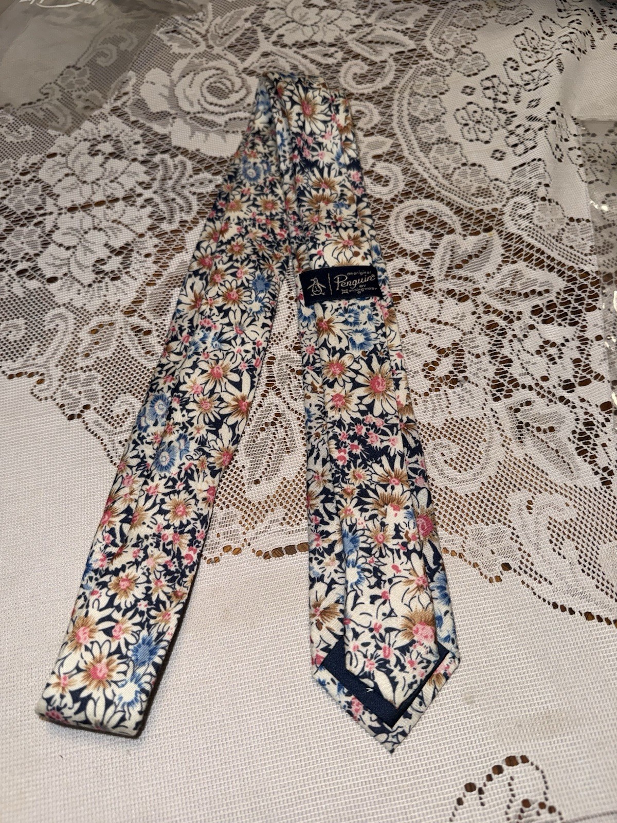 Vintage Original Penguin By Munsingwear Tie Skinny M White Floral