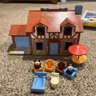 Vintage 1980 Fisher-Price Little People Family Tudor House #952 w/ accessories
