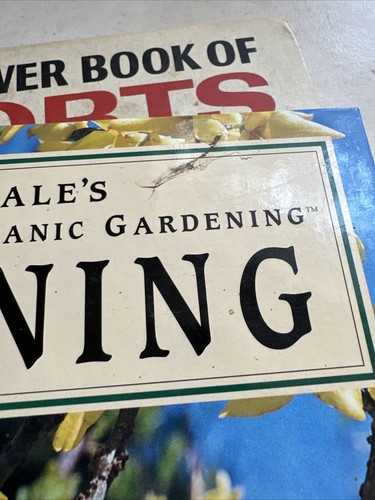 Successful Organic Gardening Ser.: Pruning by Kris Medic (1995, Hardcover) - Picture 6 of 6
