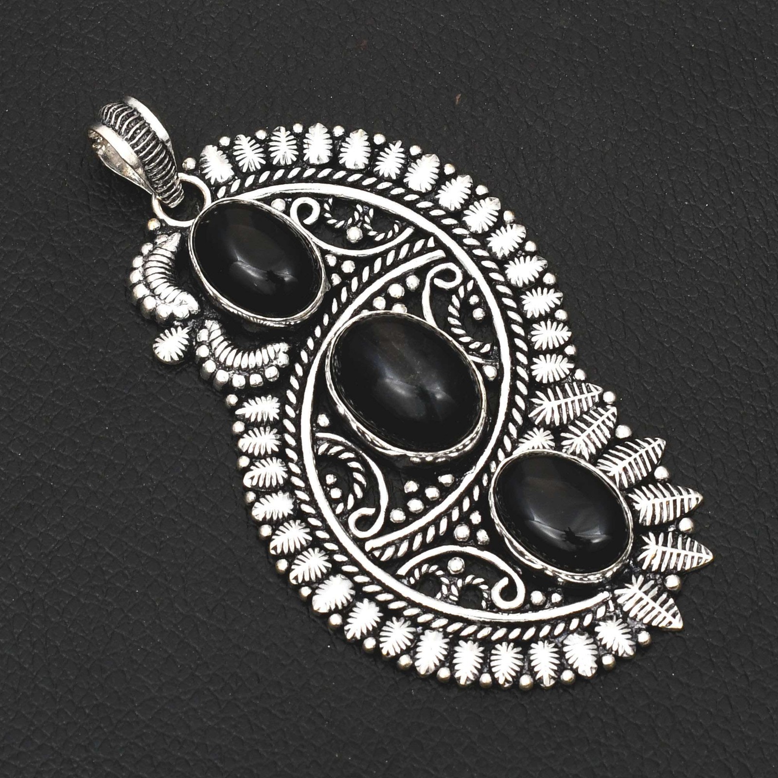 Black Onyx Gemstone Handmade Pendant Wedding Gift Jewelry 3.04 Inch AP-43479