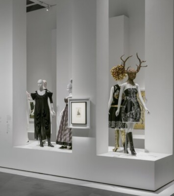 小物 Alexander McQueen 2008 'Queen Elizabeth 小物 Alexander McQueen 2008 'Queen Elizabeth Alexander McQueen