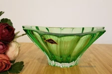 Vase Crystal Glass Bowl 8 " Centerpiece Dish Green Color Bohemian Crystal NEW