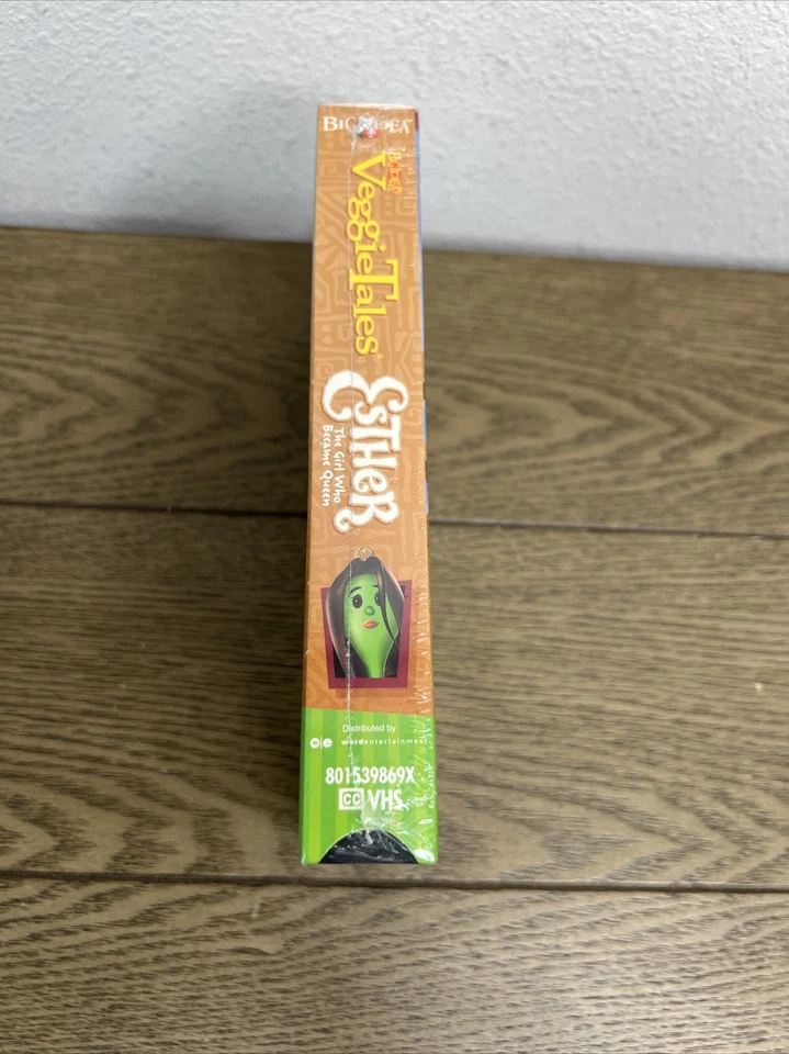 NEW VeggieTales Esther The Girl Who Became Queen Lesson in Courage VHS 2000  - Image 2 of 4