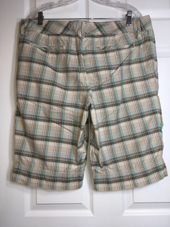 Женские шорты-бермуды Eddie Bauer со средней посадкой в клетку размер 16  - Изображение 4 из 4