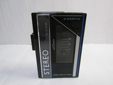 Vintage Sanyo MGP9 Stereo Cassette Player Portable Auto Stop Japan Rare Retro