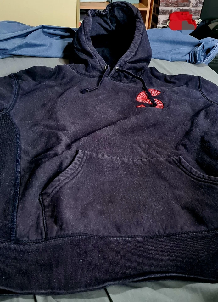 Supreme S Logo Hooded Sweatshirt Washed Out Dark Blue  Size Medium FW20 Hoodie - Photo 3/4