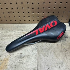 Oval Concepts X38 Saddle w/ Relief Zone, Chromoly Rails, 135x280mm Black & Red