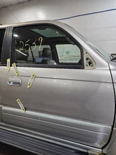 Passenger Front Door Limited Body Side Moulding Fits 96-02 4 RUNNER 621814