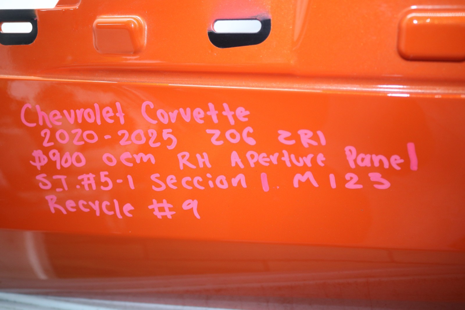 2020 2025 CHEVROLET CORVETTE ZR1 Z06 RIGHT SIDE APERTURE PANEL OEM