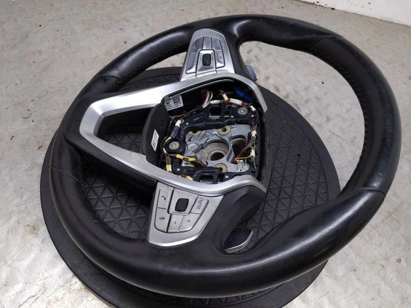 BMW 740i 750i G11 G12 2016-2019 volante OEM Foto 2 de 4