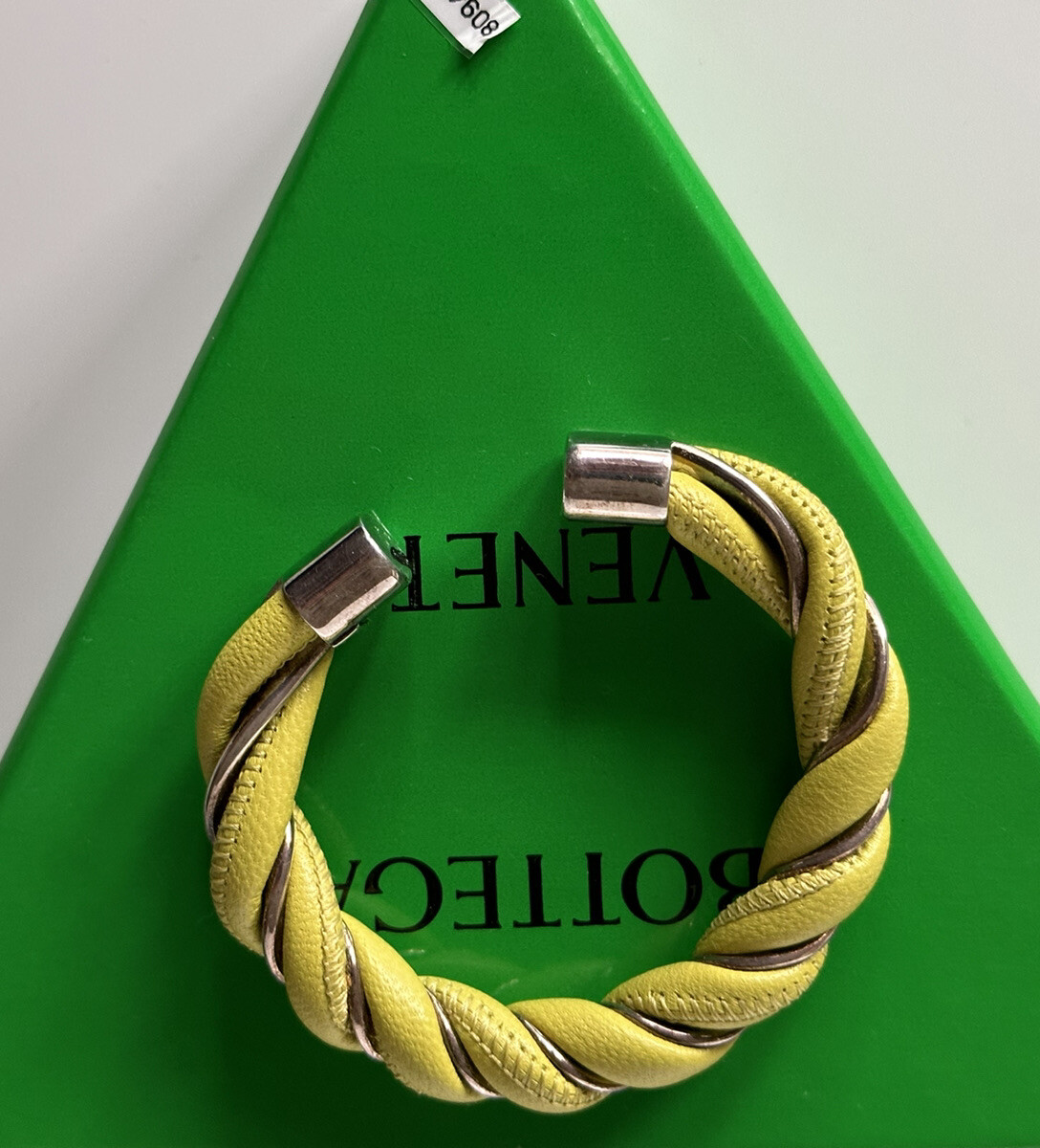 【送料&関税込】Bottega Veneta Yellow Bracelets Medium-795579V507D8119_A.jpg?v=1