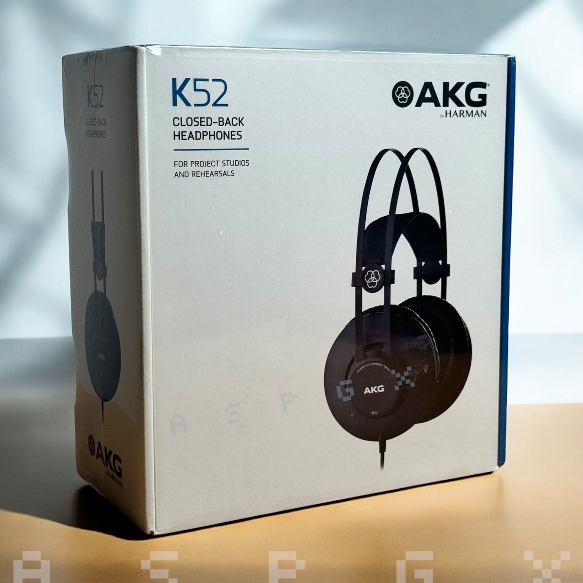【新品未開封品】AKG BOX-20th Anniversary Edition AKG K52 Closed-Back Over Ear Headphones - Matte Black