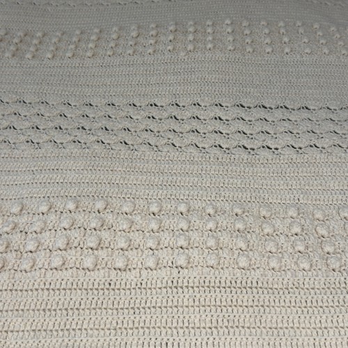 Manta afgana vintage crochet beige flecos 70”x46” lana? Palomitas de maíz 3D pesadas - Imagen 7 de 13