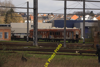 Foto SNCB Belgische Eisenbahn 6x4 alte SNCB verlassene Reisezugwagen um 2023 P1