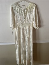 Vintage Daphne 34 Robe Peignoir Yellow Nylon Eyelet Cottage