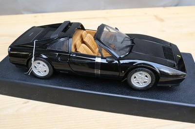 FERRARI 328 GTS 1:18 Black 4 Opening Parts Factory Tiedowns New