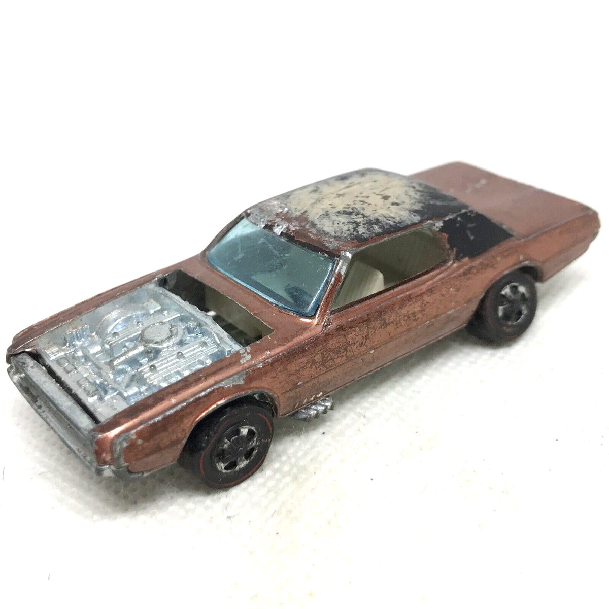 Hot Wheels Redline Custom T-Bird 1967 Copper White Int. Made Hot Wheels Redline Custom T-Bird 1967 Copper White Int. Made