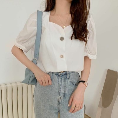 square collar shirts
