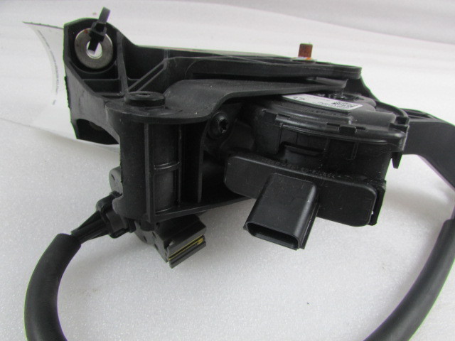 Maserati Ghibli, Gas Pedal, Used, P/N 6700049780