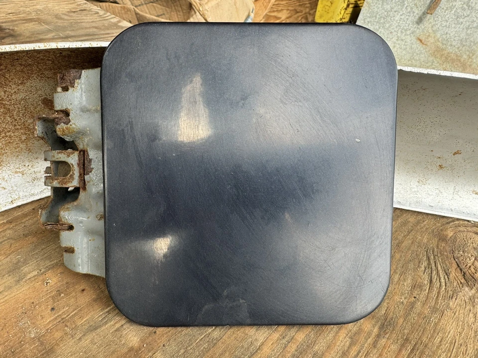 油箱燃油门 79-87 雪佛兰 GMC 卡车、苏伯班、K5 BLAZER #4 — 第 2/4 张图片