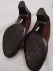 NEW!! SOFTSPOTS BROWN SUEDE PUMPS CUTE BUTTON STRAP DETAIL SIZE 7M — photo 4