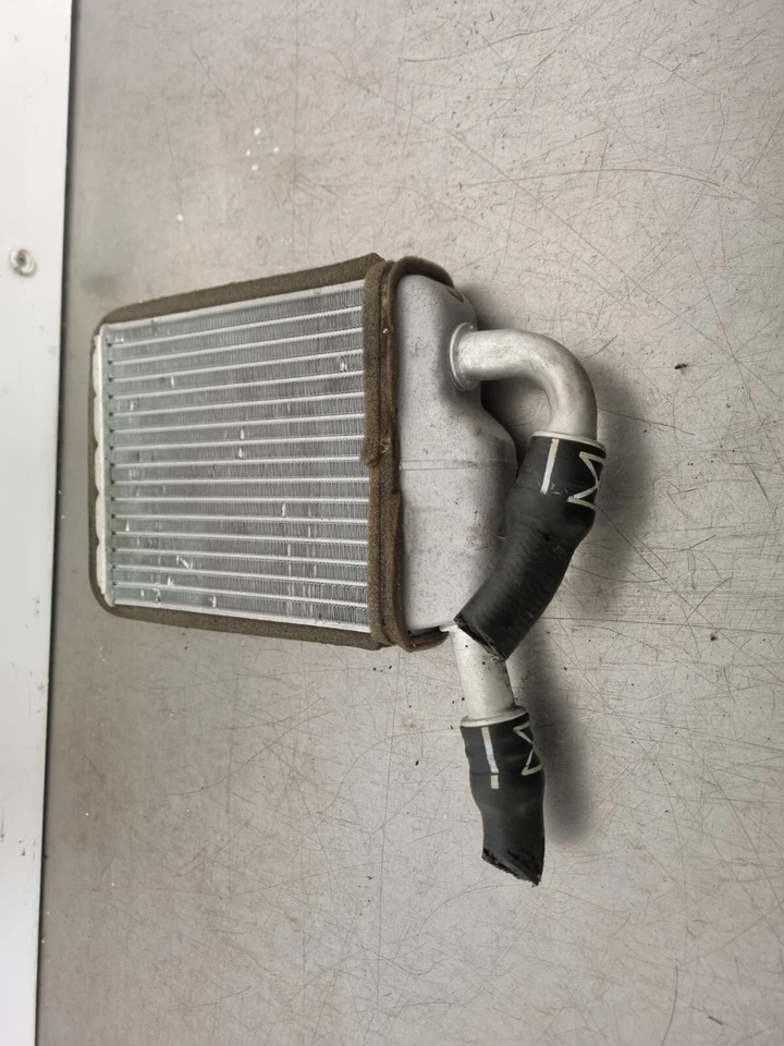 VOLKSWAGEN SHARAN MATRIZ CALEFACTORA 2012 Foto 3 de 3