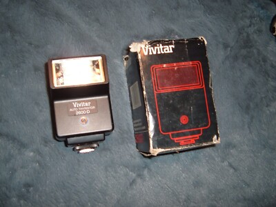 Vivitar Auto Thyristor 2600-D Camera Flash - Untested