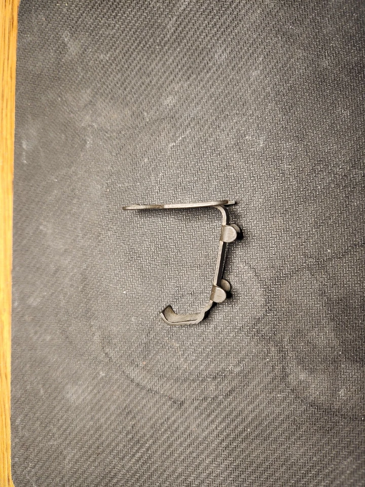 Springfield Model 1922 M1 M2 Magazine Catch Rare Part - Image 4 of 4