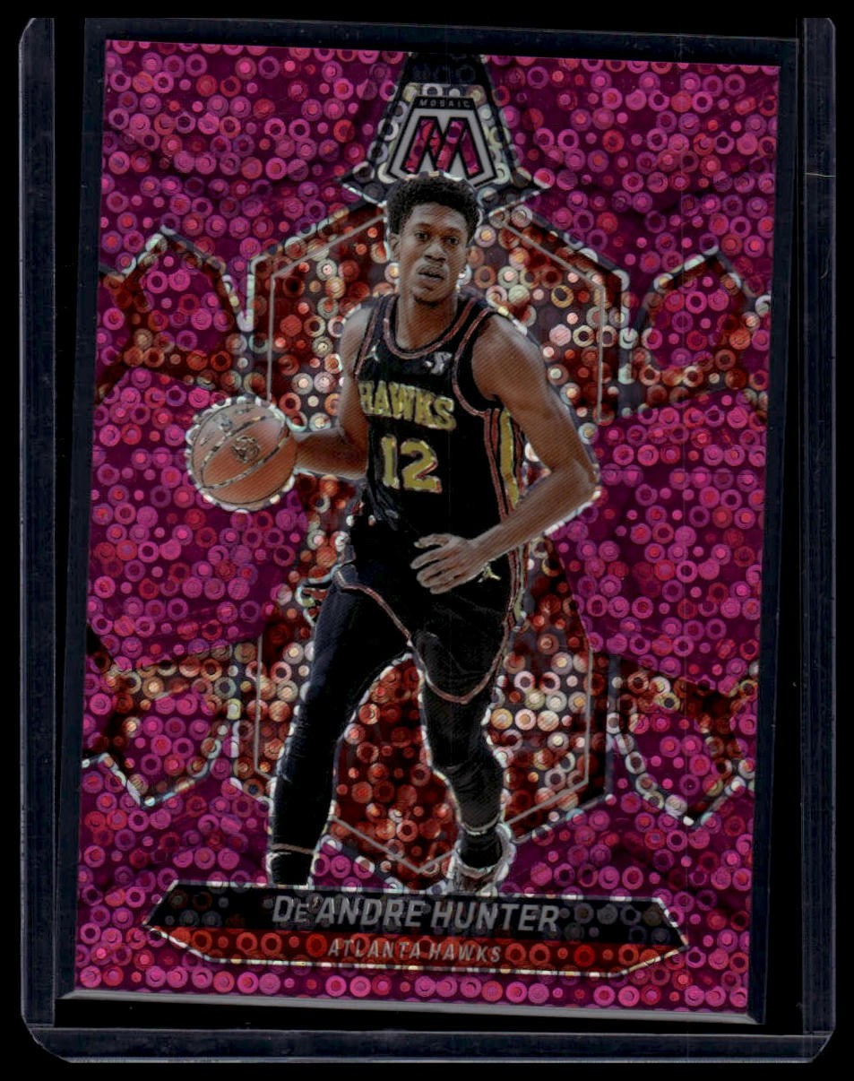 2023-24 Panini Mosaic #16 De'Andre Hunter Fast Break Pink #/20