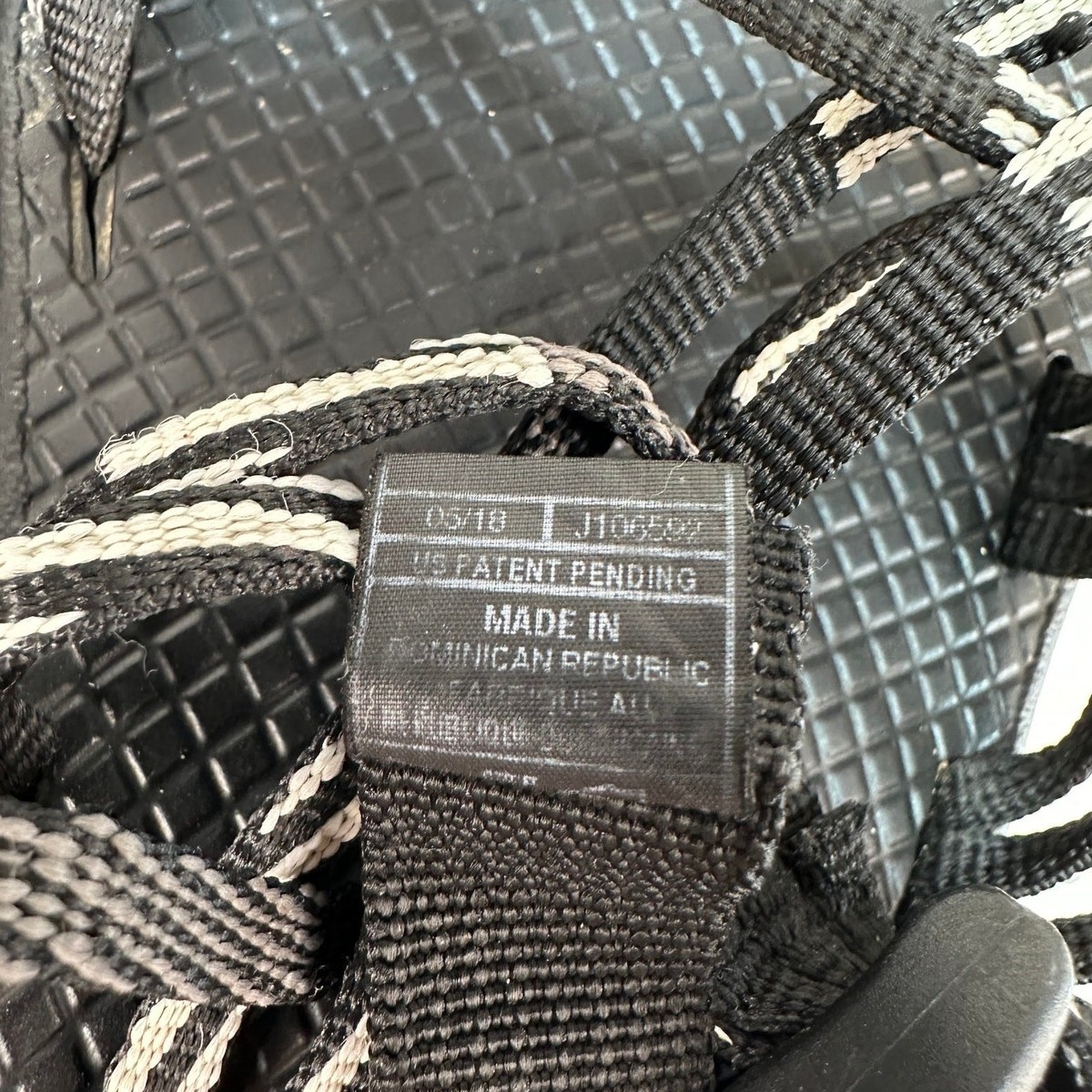 Chaco ZX/3 Classic Sandals WMNS 8 Scatter Black & White J106592