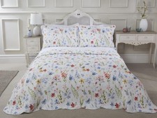 Spring Meadow Bedspread and Pillow Shams Set Quilted Floral Bedding White