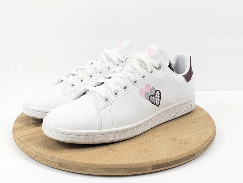 Adidas Womans 10.5 Stan Smith Shoes Hearts Victory Sneakers - Image 3 of 4