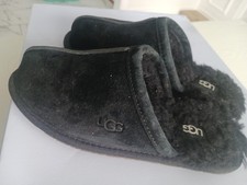 UGG Black SIZE 6 Suede Sheepskin Lining Indoor Slippers