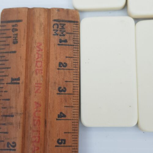 Vintage Set of 28 Dominoes Double Six In Original Carry case - Picture 7 of 10