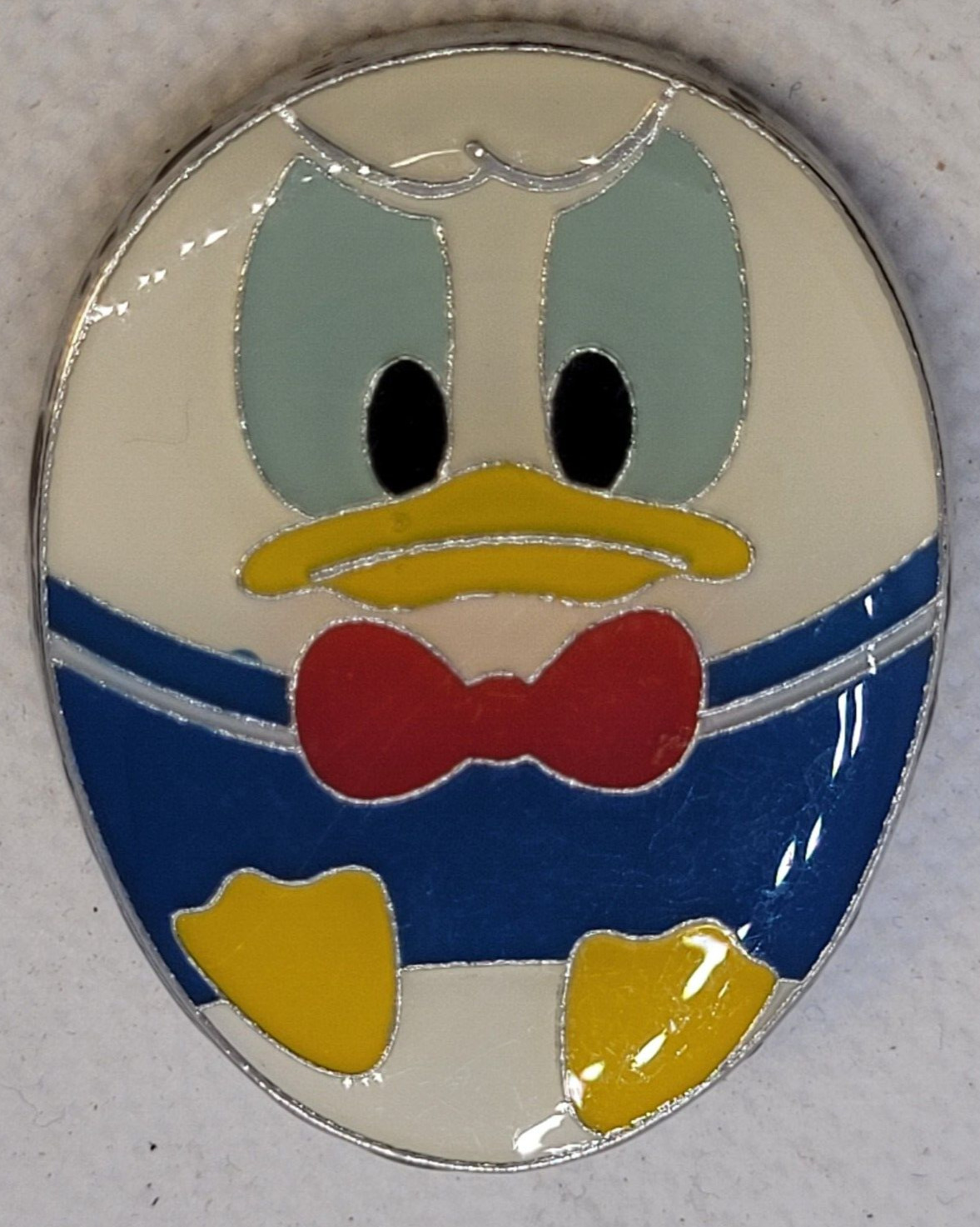 DISNEY Pin Trading ~ Hong Kong Resort ~ Character Eggs ~ Donald Duck ~ 2016