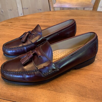 Mens Johnston Murphy Dress Tassel Loafers In Dark Burgundy  display picture 1