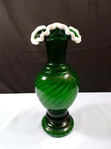 Fenton Emerald Green Glass Spiral Optic White Snow Crest Vase 9" Tall