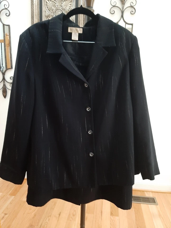 Worthington Talla 18 W 2 piezas. Traje Negro Blanco Rayas Botones Blanco y Negro Foto 3 de 4