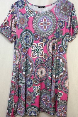 Heimish USA 1X Pink Boho Mandala Print Dress Short Sleeve Stretch NWOT