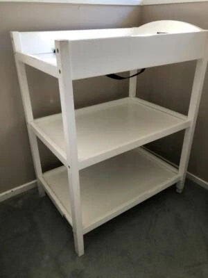 second hand change table