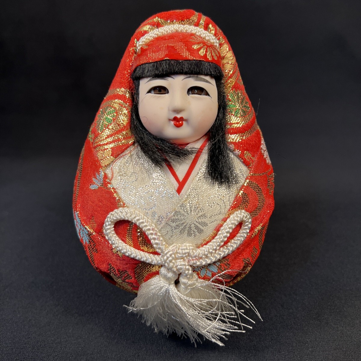 PV09087 Vintage Japanese Wedding Hime Daruma Doll Gofun Face Red