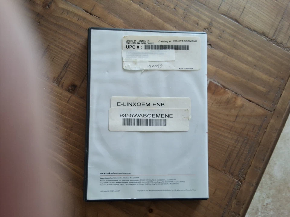 Allen Bradley RSLINX CLASSIC9355WABOEMENE Foto 4 de 4