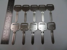 Lot of 10 TR47 Key Blank / Nickel Plated /ILCO Made in USA / Big Head / New