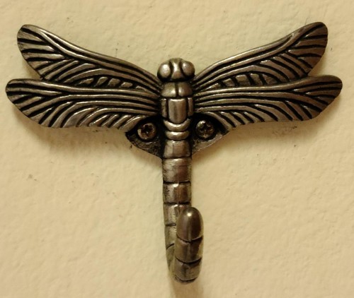 Beautiful Pewter Dragonfly Coat Hook – Wall Mount – Screws Included – VGC -LARGE - Picture 5 of 8