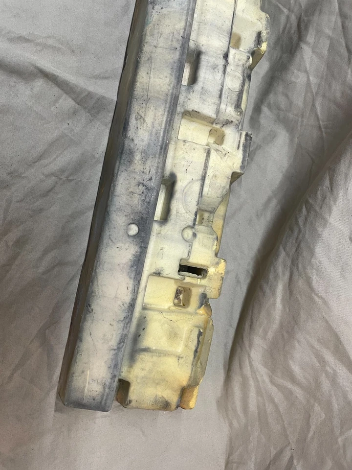 Amortiguador de impacto de espuma para parachoques delantero 98-03 mercedes w208 clk320 clk430 Foto 2 de 4