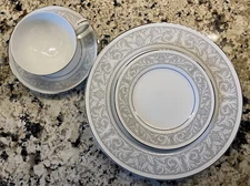 W.M. Dalton Imperial Fine China 4 pc plate setting