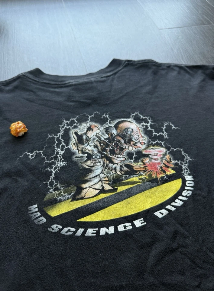 Camiseta Oakley Vintage Años 90 Mad Science Division Center Logo Como Nueva Ultra Rara XL Foto 4 de 4