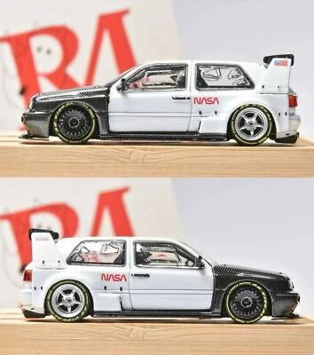 Rhino Models 1/64 VW ゴルフ MK3 NASA s-l1200.jpg