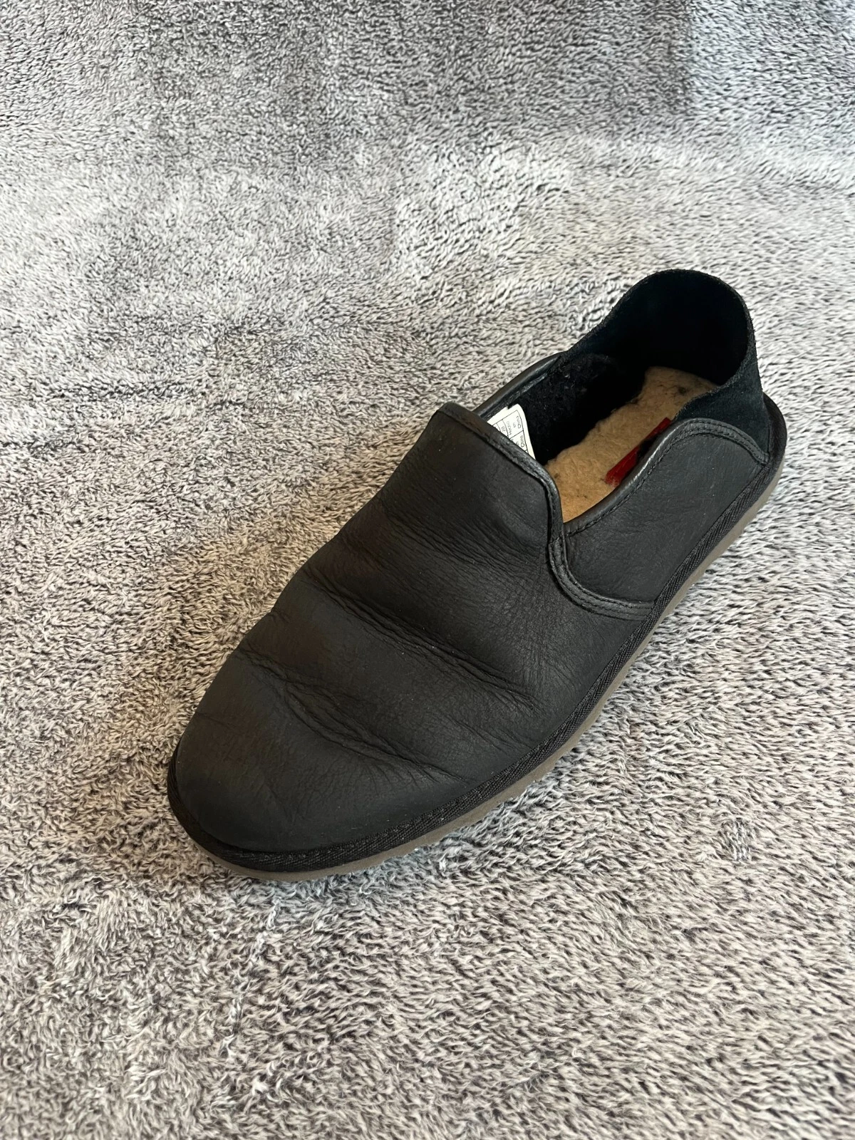 Mocassino UGG Cooke taglia 10 nero scamosciato foderato lana tacco pieghevole 16596